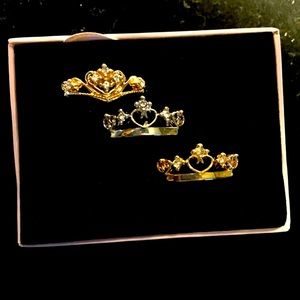 Lot of3 stainless steel Queen crown rings size 8